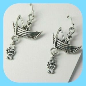 New Arrival Unique Super Cute Gone 🎣 
Fishing Dangle Fish 🐟 Earrings
